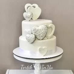 Білий весільний торт