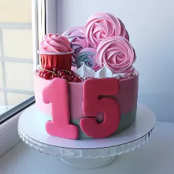 Торт для дівчинки на 15 років