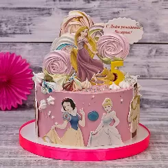 Торт із принцесами